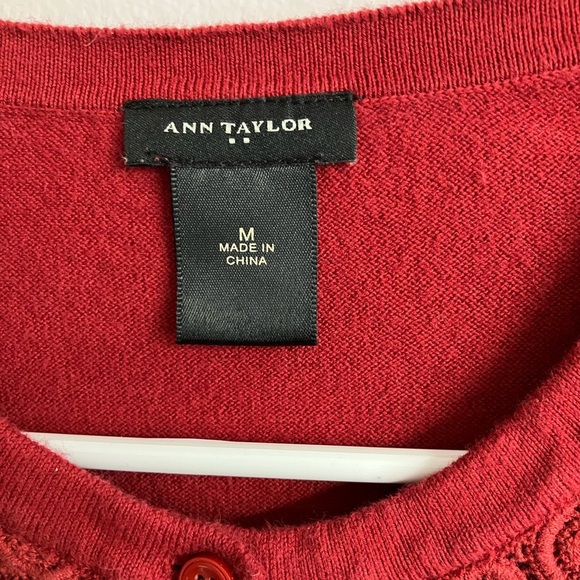 Ann Taylor Women’s Button Front Cardigan Sweater, Medium, Rust, Vintage/Classic - Picture 2 of 4